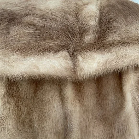 Vintage 1940s Mink Fur Capelet – XS – Exceptional Condition - Picture 2 of 8